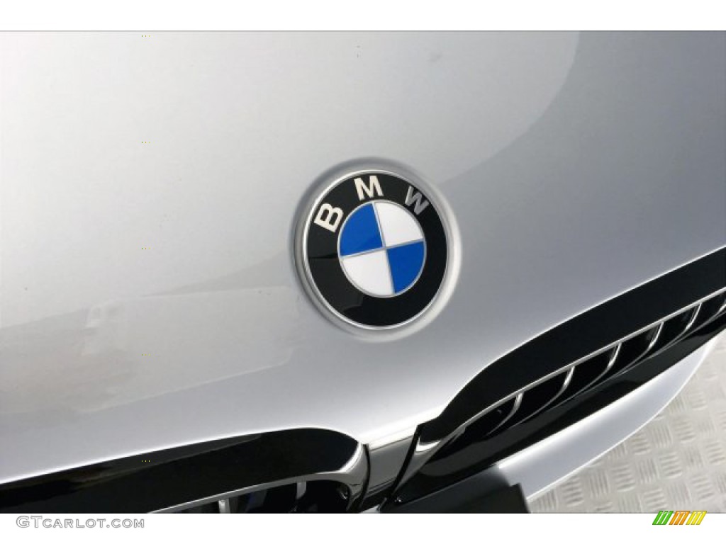 2019 5 Series 530e iPerformance Sedan - Glacier Silver Metallic / Black photo #29