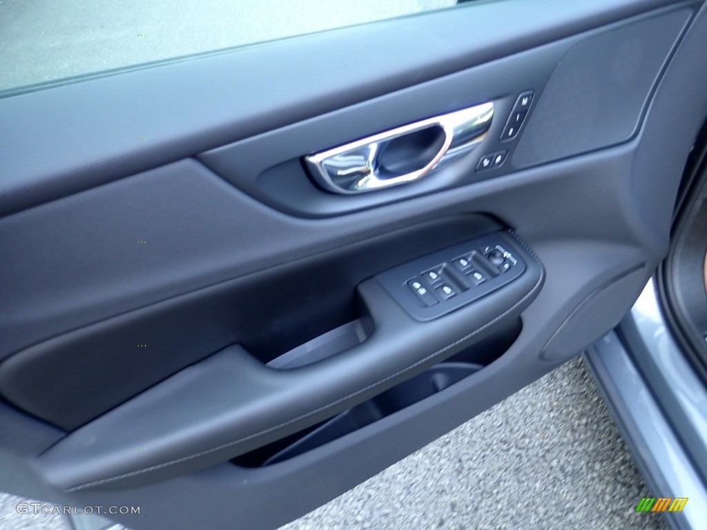 2020 Volvo S60 T5 Momentum Charcoal Door Panel Photo #134239434