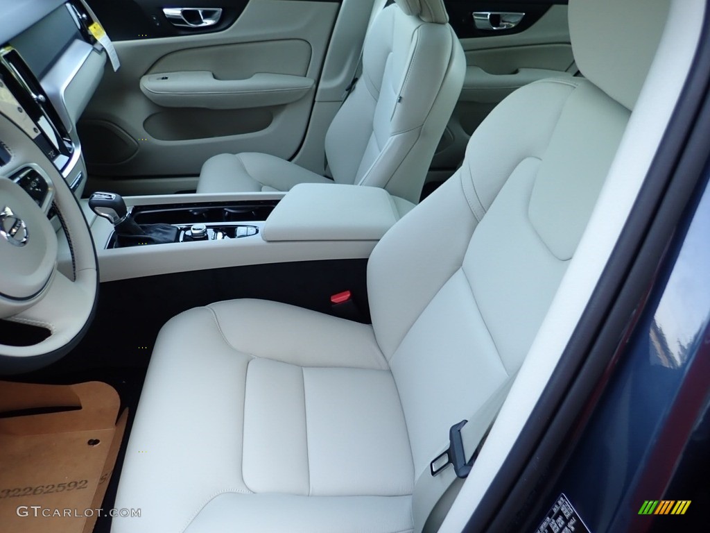 2020 Volvo S60 T5 Momentum Front Seat Photo #134239749