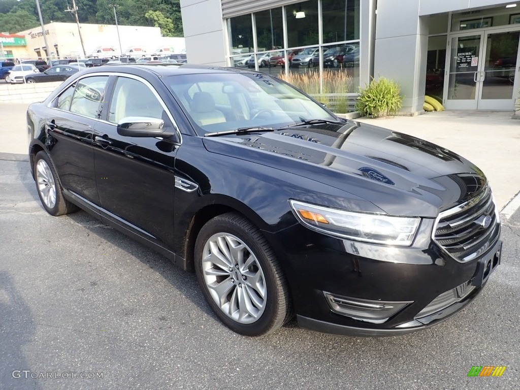 Shadow Black 2018 Ford Taurus Limited Exterior Photo #134241550
