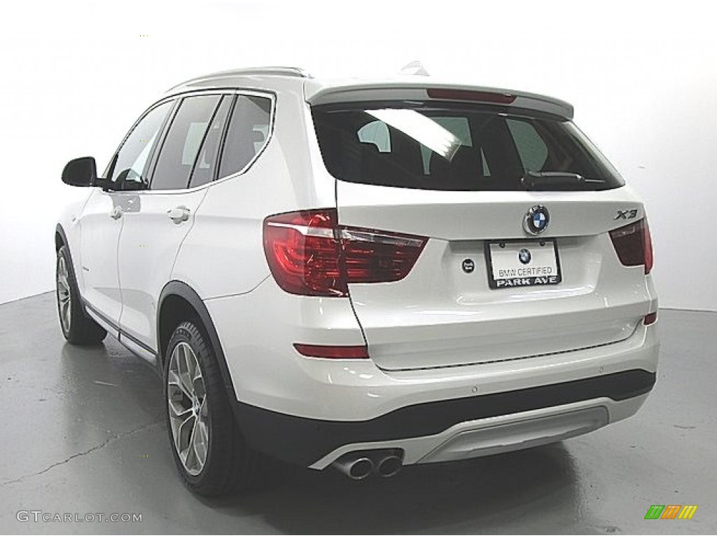 2016 X3 xDrive28i - Mineral White Metallic / Saddle Brown photo #2