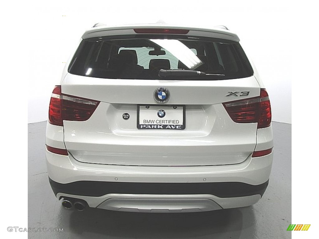 2016 X3 xDrive28i - Mineral White Metallic / Saddle Brown photo #3