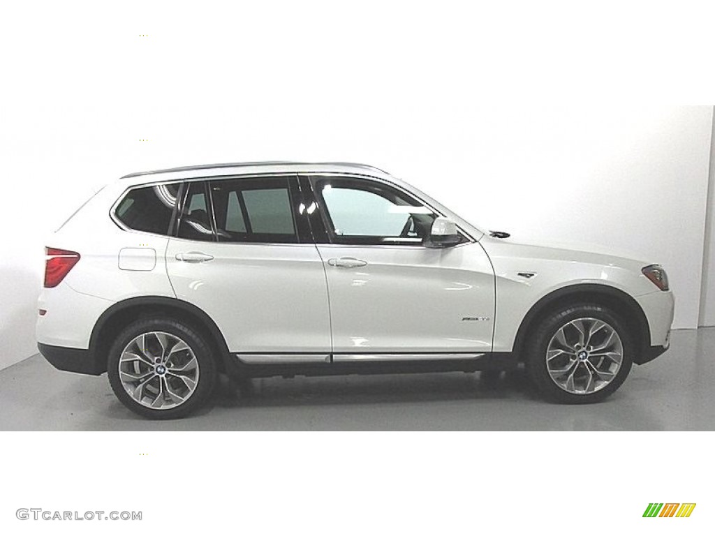 2016 X3 xDrive28i - Mineral White Metallic / Saddle Brown photo #5