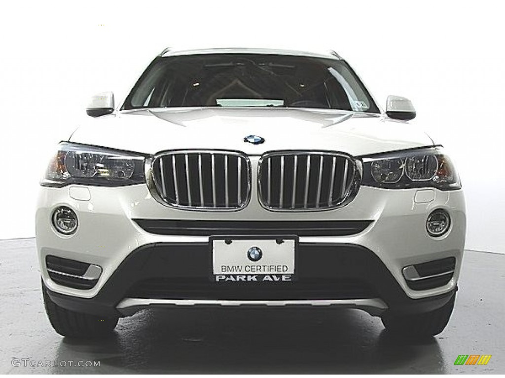 2016 X3 xDrive28i - Mineral White Metallic / Saddle Brown photo #7