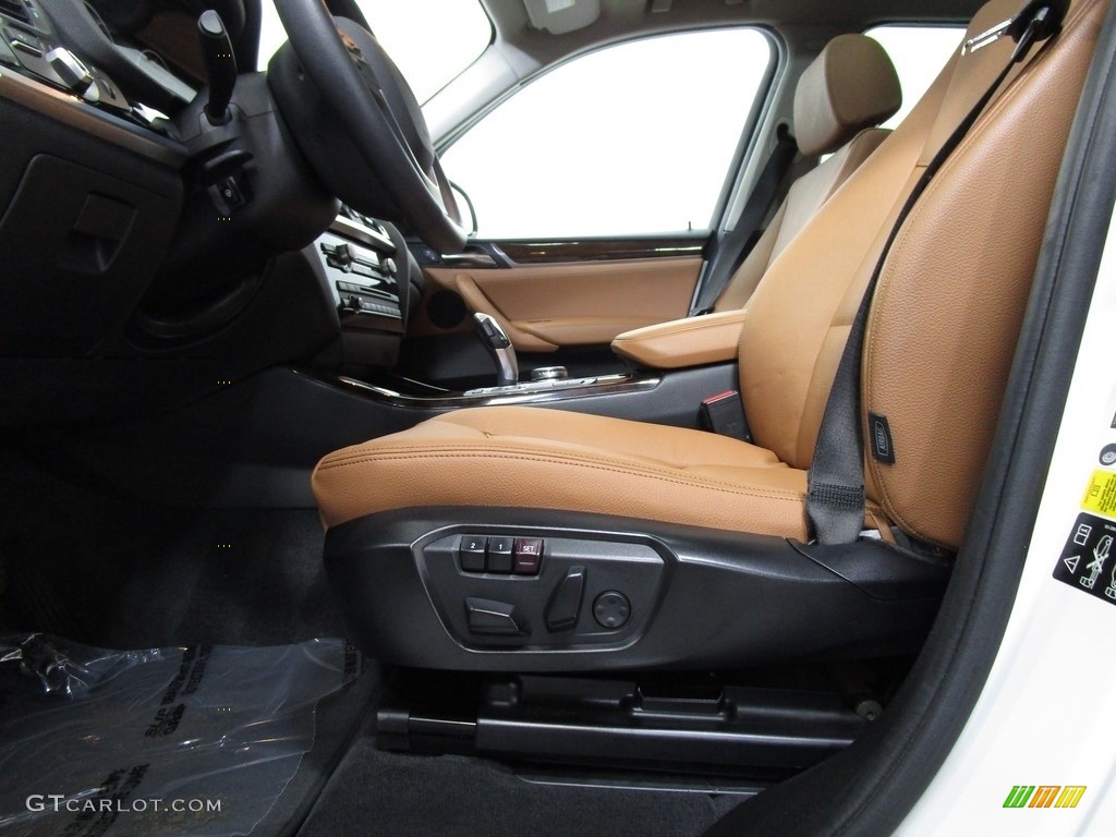 2016 X3 xDrive28i - Mineral White Metallic / Saddle Brown photo #10