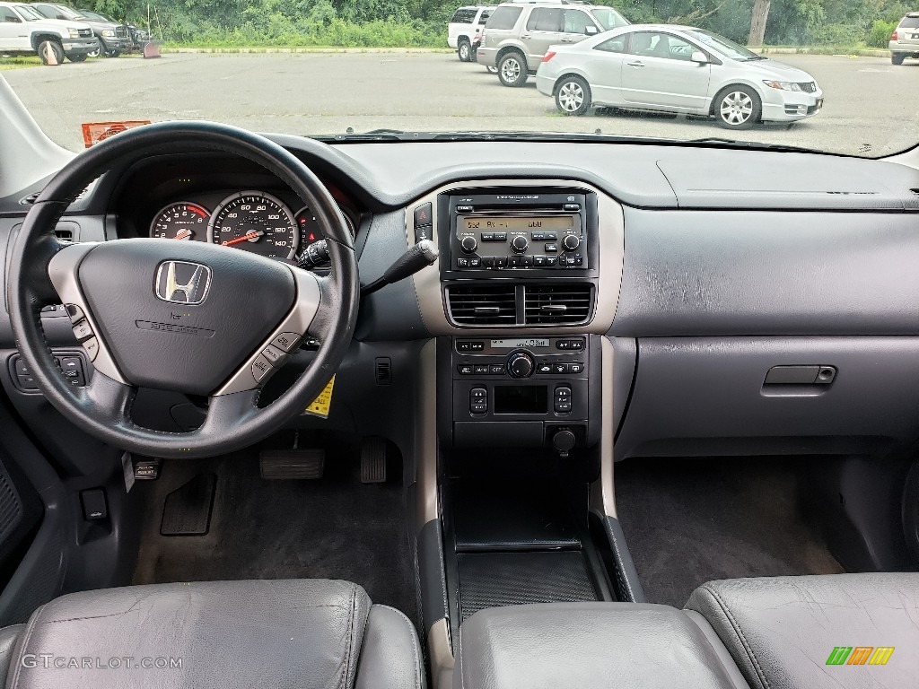 2006 Pilot EX-L 4WD - Nighthawk Black Pearl / Gray photo #21