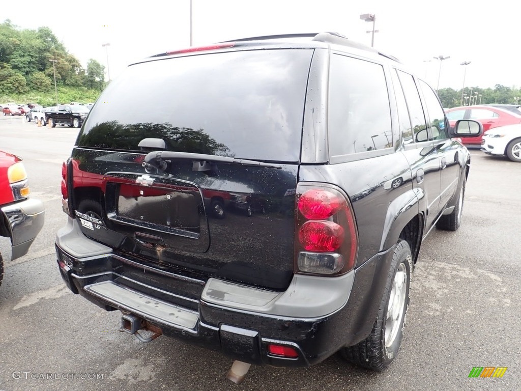 2007 TrailBlazer LS 4x4 - Black / Light Gray photo #4