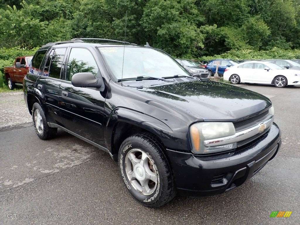 2007 TrailBlazer LS 4x4 - Black / Light Gray photo #5