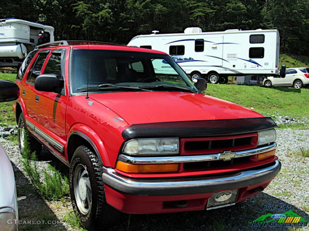 2001 Blazer LT 4x4 - Victory Red / Graphite photo #2