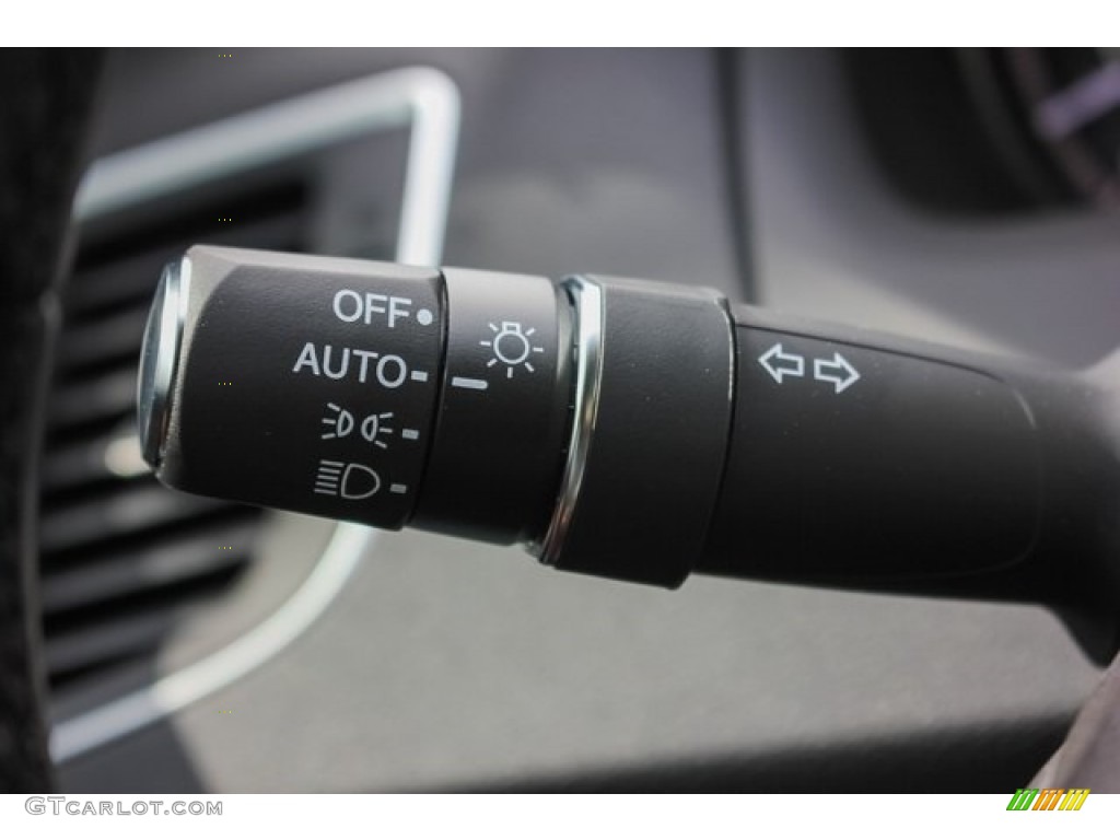 2020 Acura TLX Sedan Controls Photo #134263855