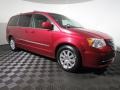 Deep Cherry Red Crystal Pearl - Town & Country Touring Photo No. 2