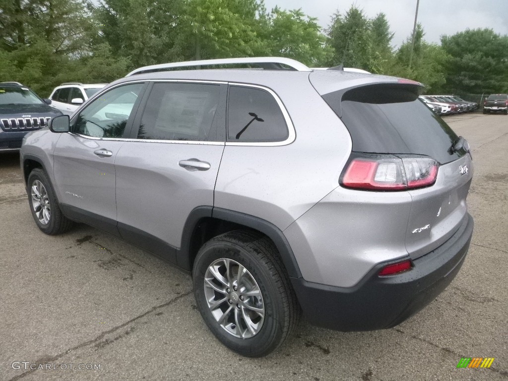 2019 Cherokee Latitude Plus 4x4 - Billet Silver Metallic / Black photo #3