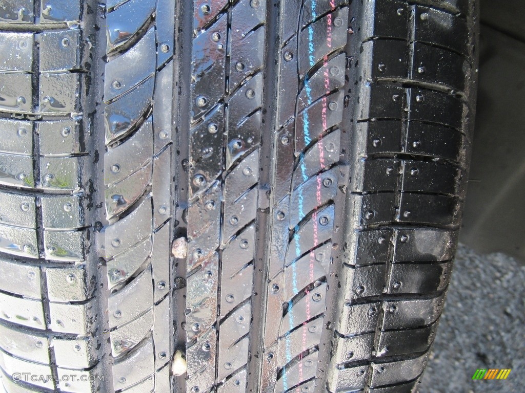 2007 Corolla LE - Silver Streak Mica / Stone photo #9