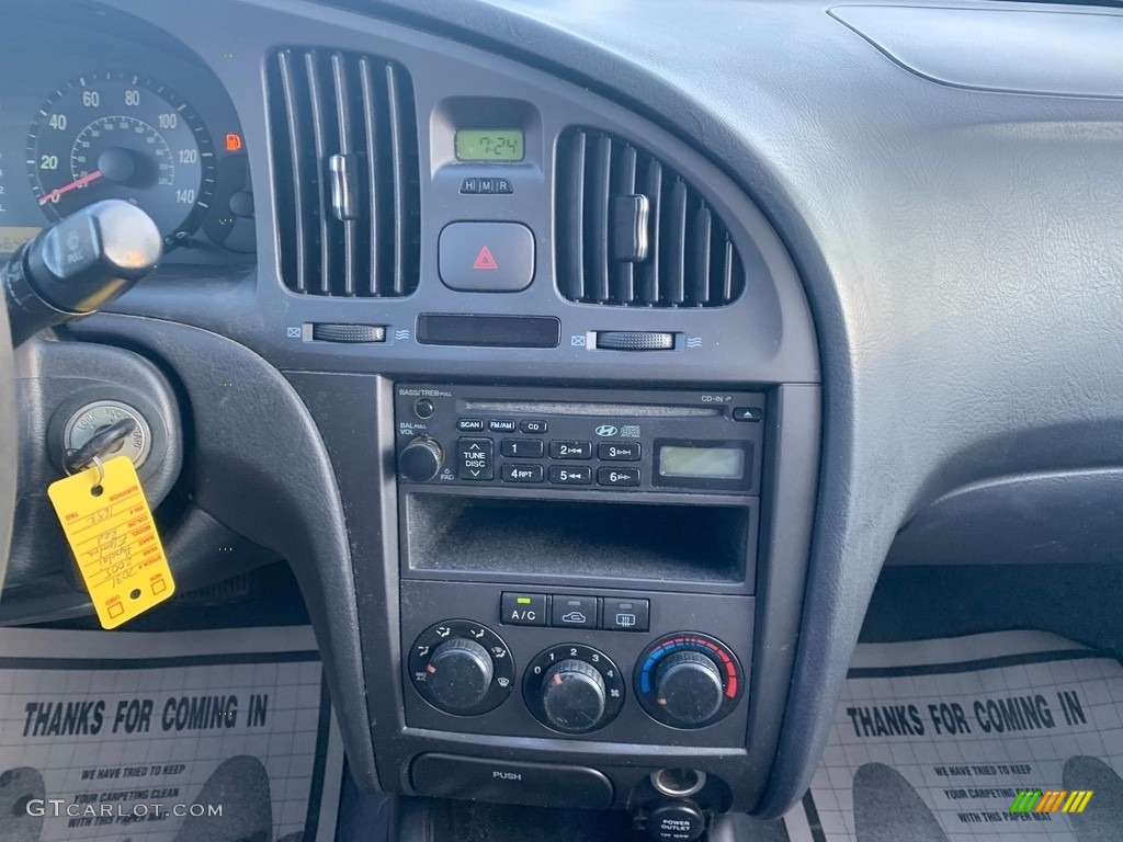 2005 Elantra GLS Sedan - Electric Red Metallic / Gray photo #13