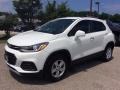 Summit White - Trax LT AWD Photo No. 3