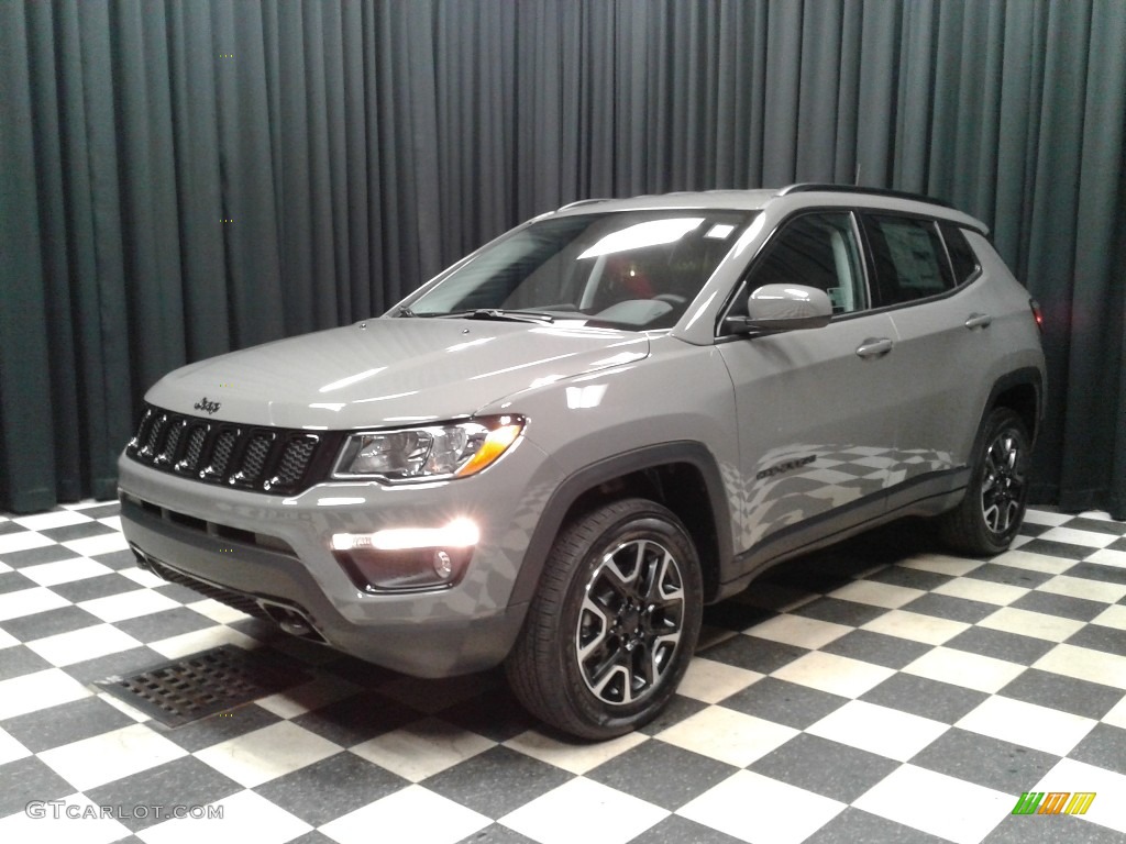2019 Compass Sport 4x4 - Sting-Gray / Black photo #2