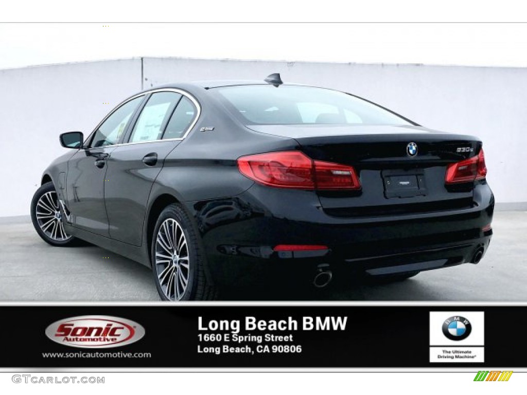 2019 5 Series 530e iPerformance Sedan - Jet Black / Black photo #2