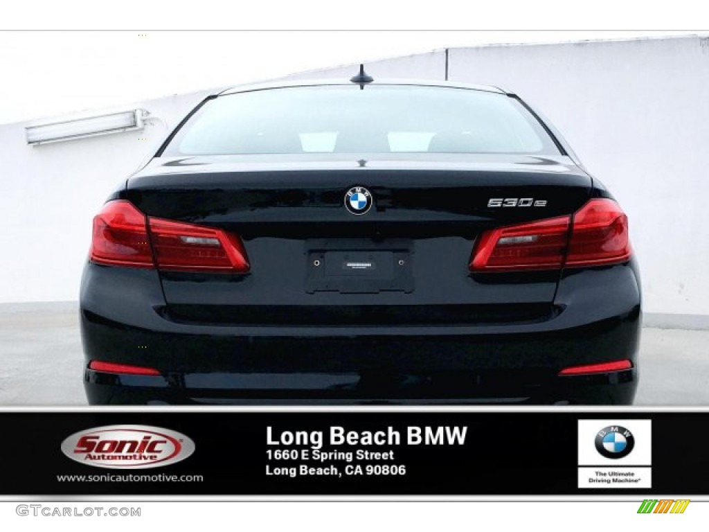 2019 5 Series 530e iPerformance Sedan - Jet Black / Black photo #3