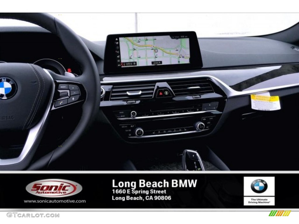 2019 5 Series 530e iPerformance Sedan - Jet Black / Black photo #5