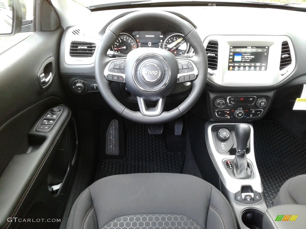 2019 Compass Sport 4x4 - Sting-Gray / Black photo #30