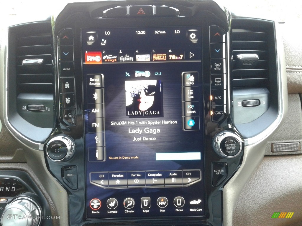 2019 1500 Laramie Crew Cab 4x4 - Granite Crystal Metallic / Mountain Brown/Light Frost Beige photo #24