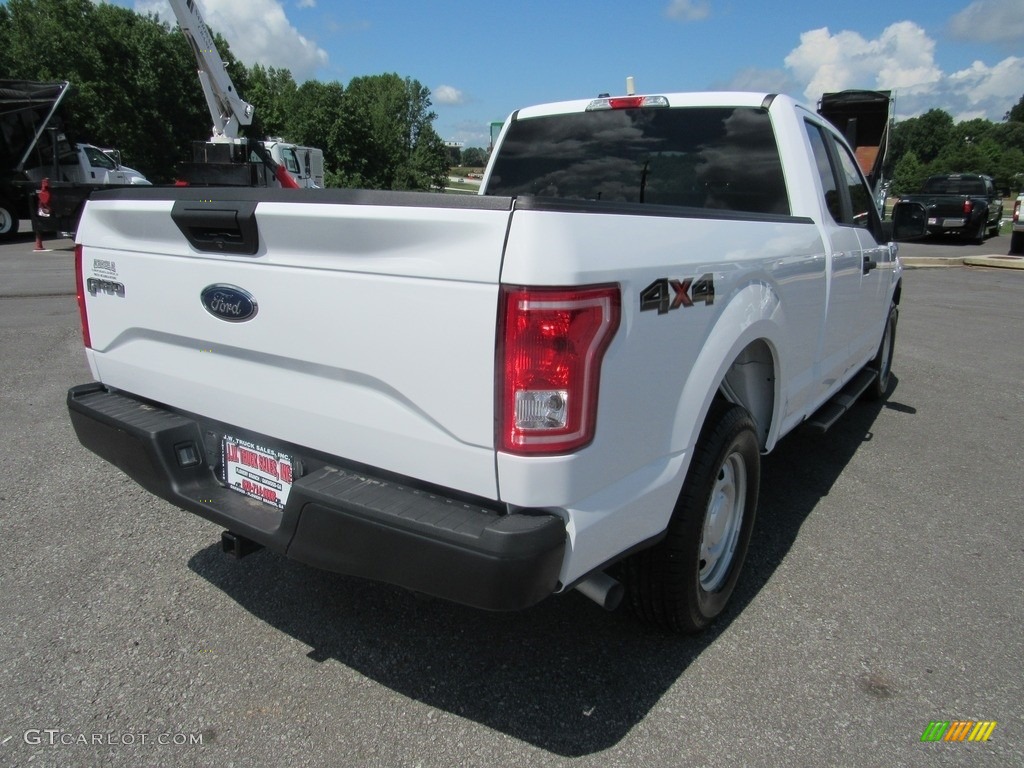 2017 F150 XL SuperCab 4x4 - Oxford White / Earth Gray photo #5