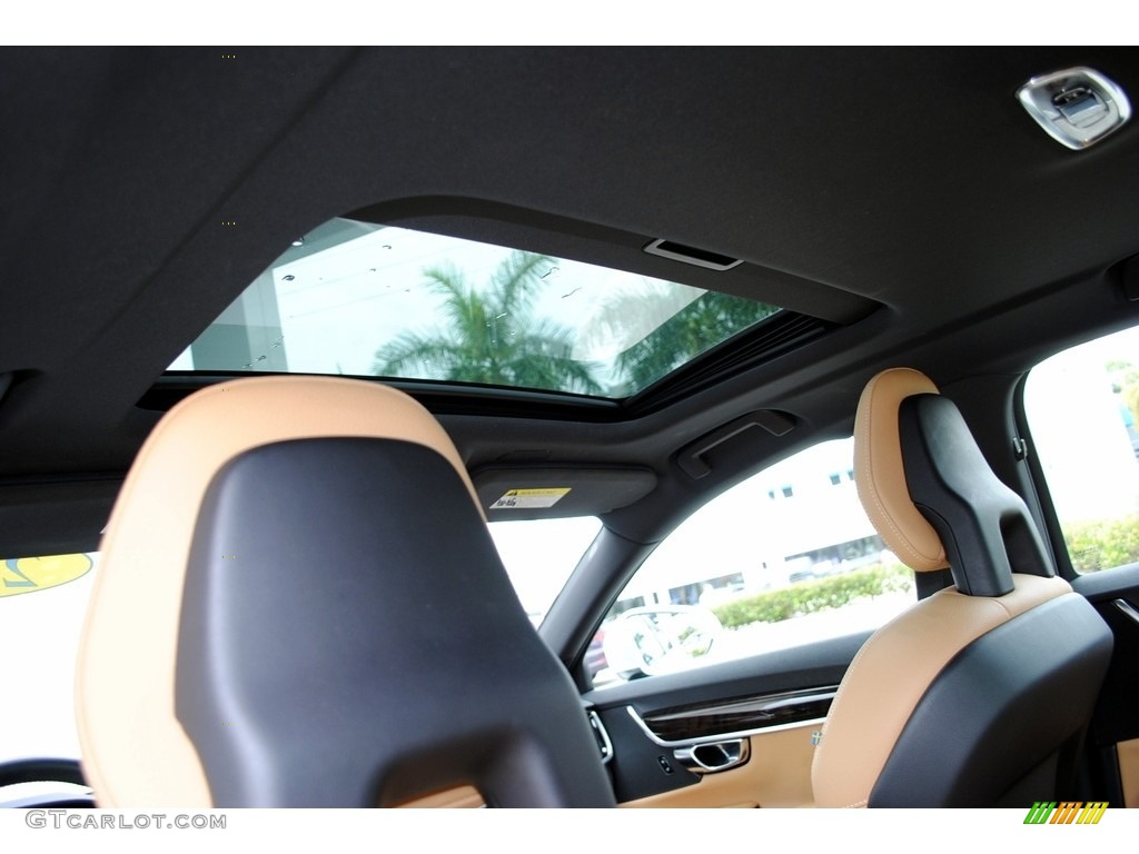 2017 Volvo S90 T5 Sunroof Photo #134281288