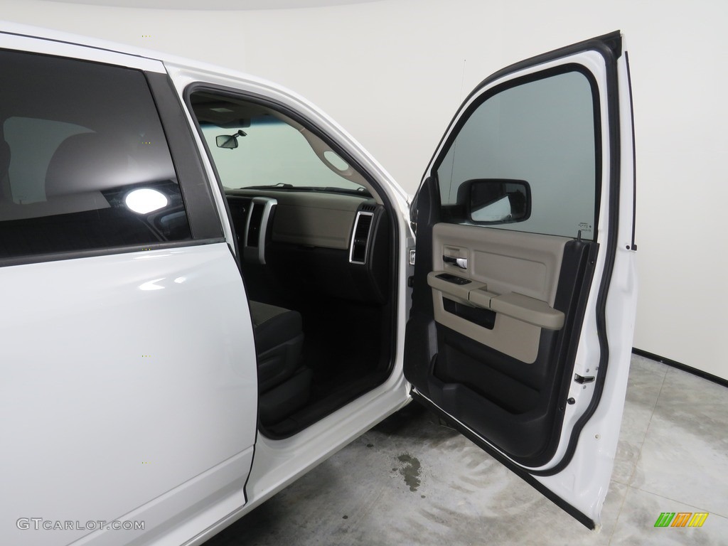 2010 Ram 1500 SLT Crew Cab 4x4 - Stone White / Dark Slate/Medium Graystone photo #33