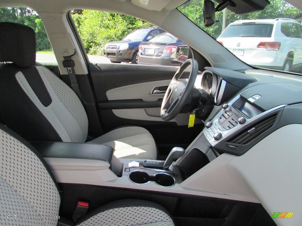 2013 Equinox LS - Champagne Silver Metallic / Light Titanium/Jet Black photo #17