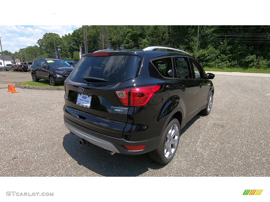 2019 Escape Titanium 4WD - Agate Black / Chromite Gray/Charcoal Black photo #7