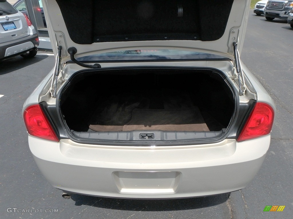 2011 Malibu LS - Gold Mist Metallic / Cocoa/Cashmere photo #10
