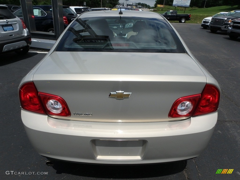 2011 Malibu LS - Gold Mist Metallic / Cocoa/Cashmere photo #11