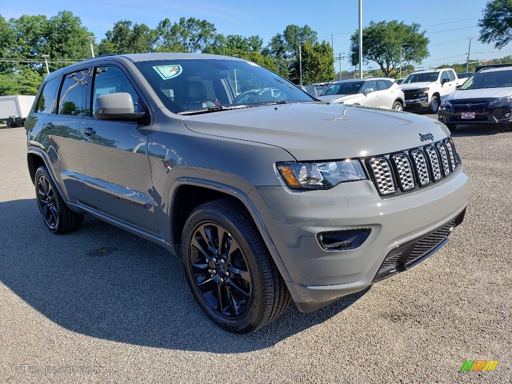 2019 Grand Cherokee Altitude 4x4 - Sting-Gray / Black photo #1