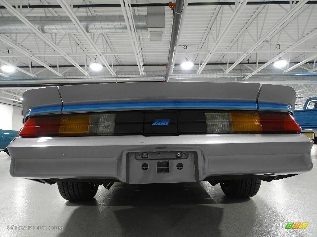 1980 Camaro Z28 Sport Coupe - Silver / Blue photo #2