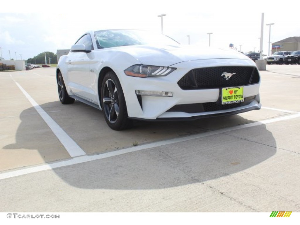 2018 Mustang GT Fastback - Oxford White / Ebony photo #2