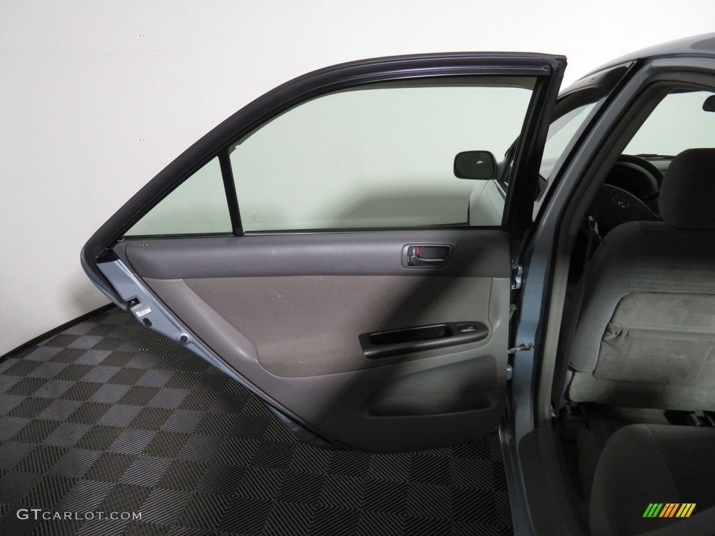 2006 Camry LE - Sky Blue Pearl / Dark Charcoal photo #20