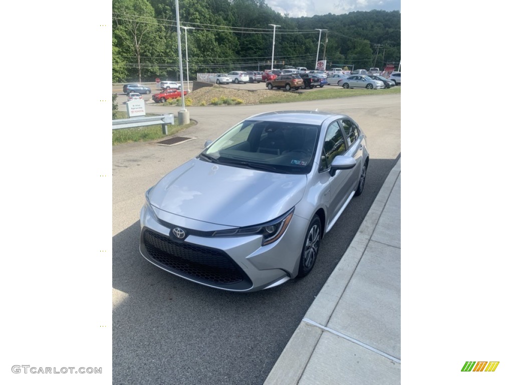 2020 Corolla LE Hybrid - Classic Silver Metallic / Light Gray photo #4