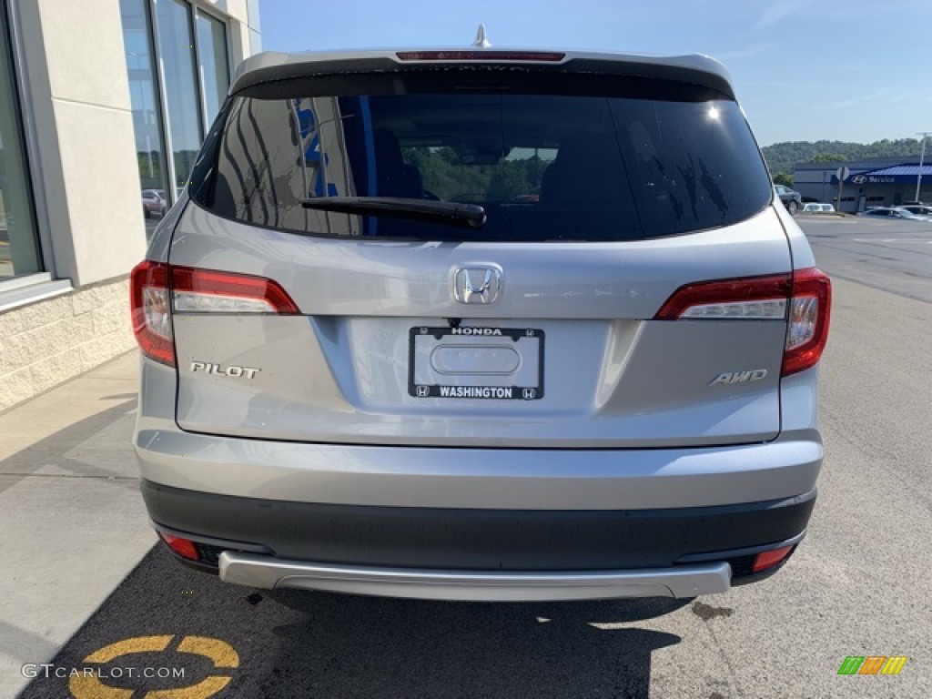 2019 Pilot EX-L AWD - Lunar Silver Metallic / Gray photo #6