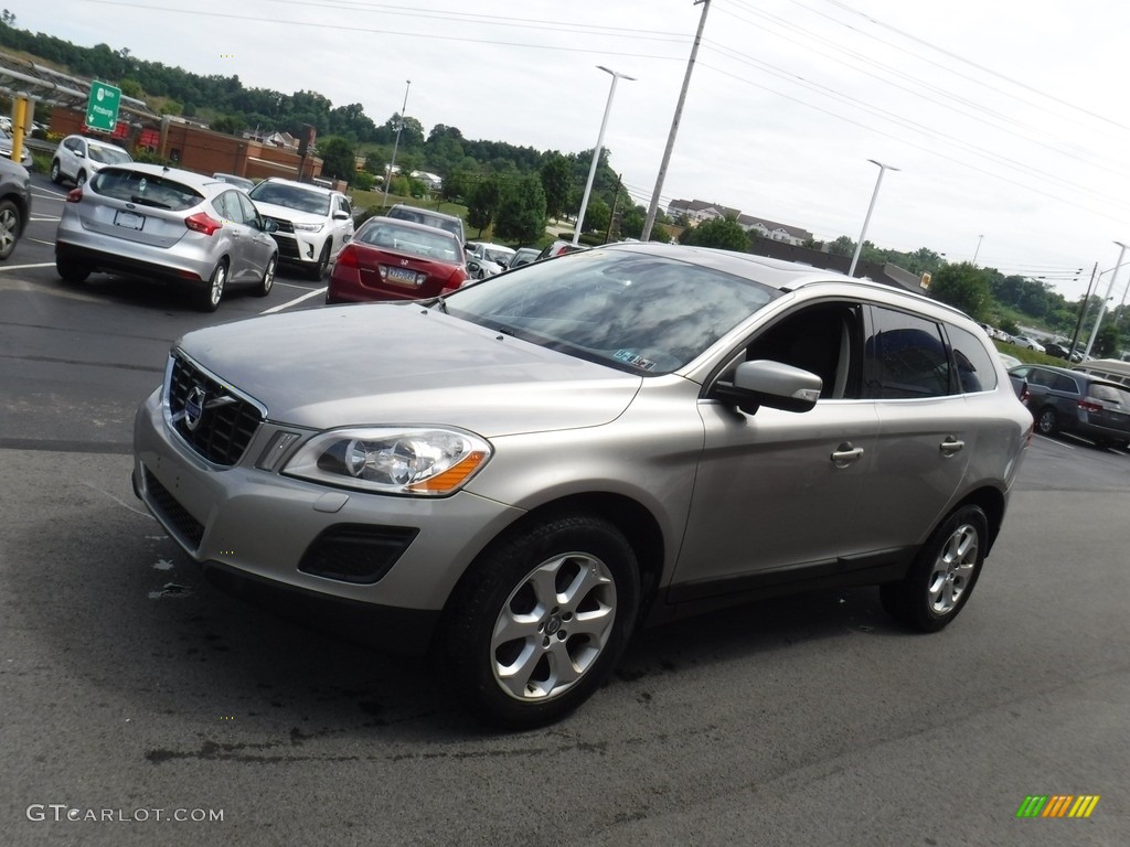 2012 XC60 T6 AWD - Terra Bronze Metallic / Sandstone Beige/Espresso photo #6