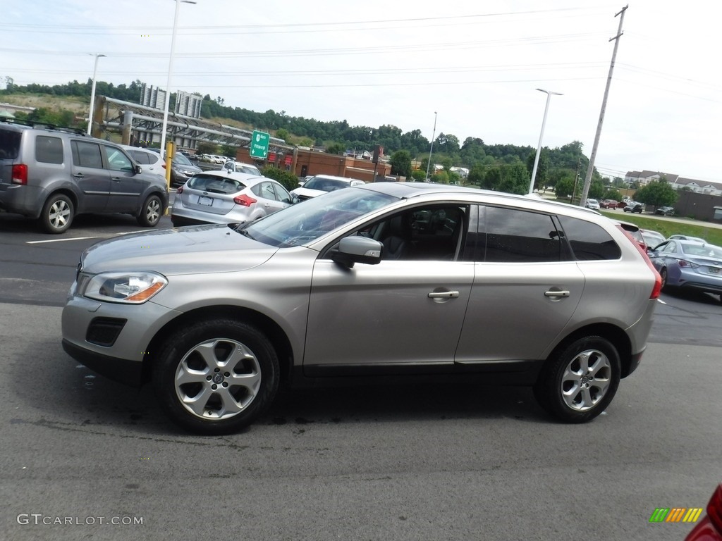 2012 XC60 T6 AWD - Terra Bronze Metallic / Sandstone Beige/Espresso photo #7