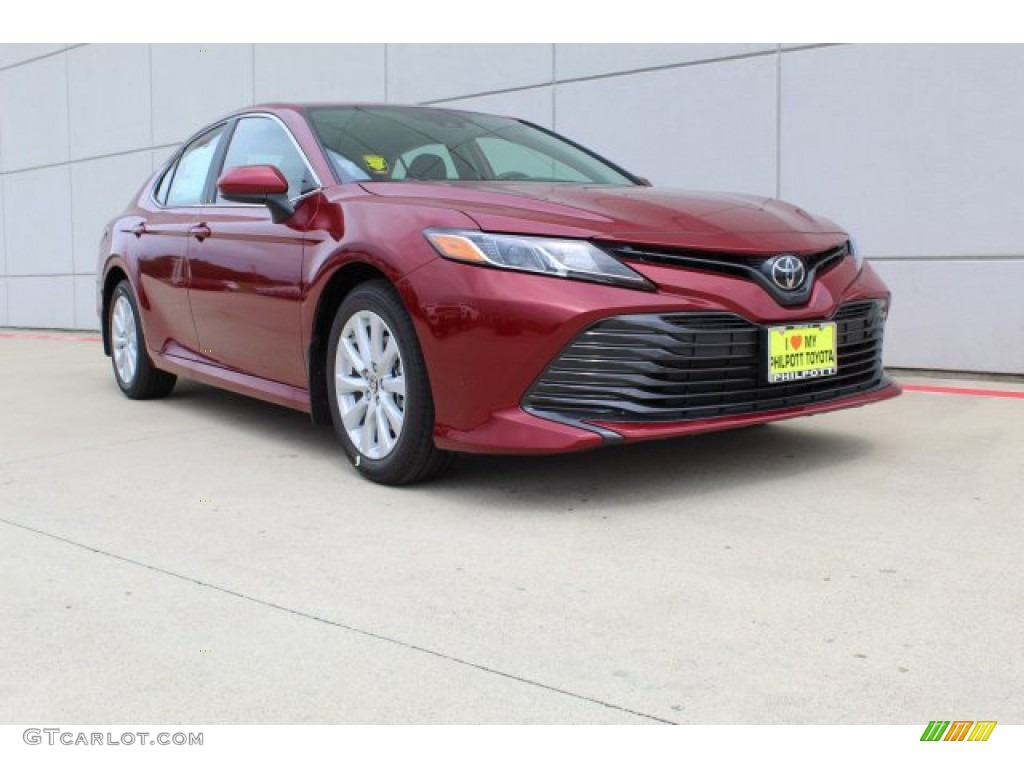 2019 Camry LE - Ruby Flare Pearl / Black photo #2