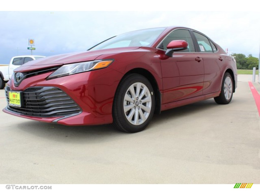 2019 Camry LE - Ruby Flare Pearl / Black photo #4