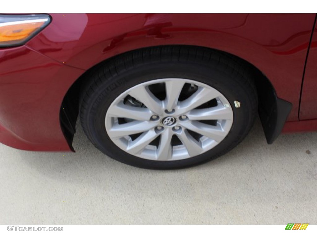 2019 Camry LE - Ruby Flare Pearl / Black photo #5
