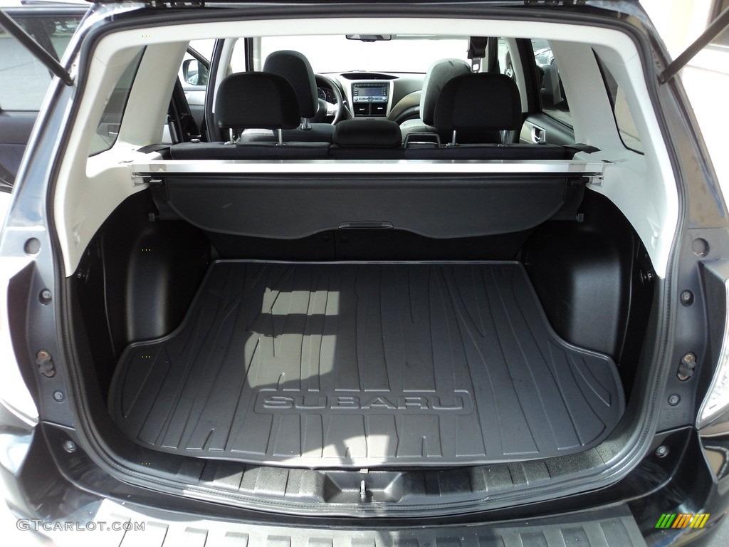 2010 Forester 2.5 X Premium - Obsidian Black Pearl / Platinum photo #9