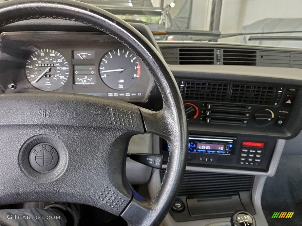 1988 BMW M6 Coupe Controls Photo #134318637