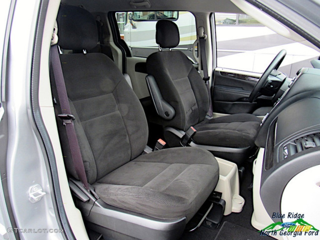 2015 Grand Caravan SE - Billet Silver Metallic / Black/Light Graystone photo #12