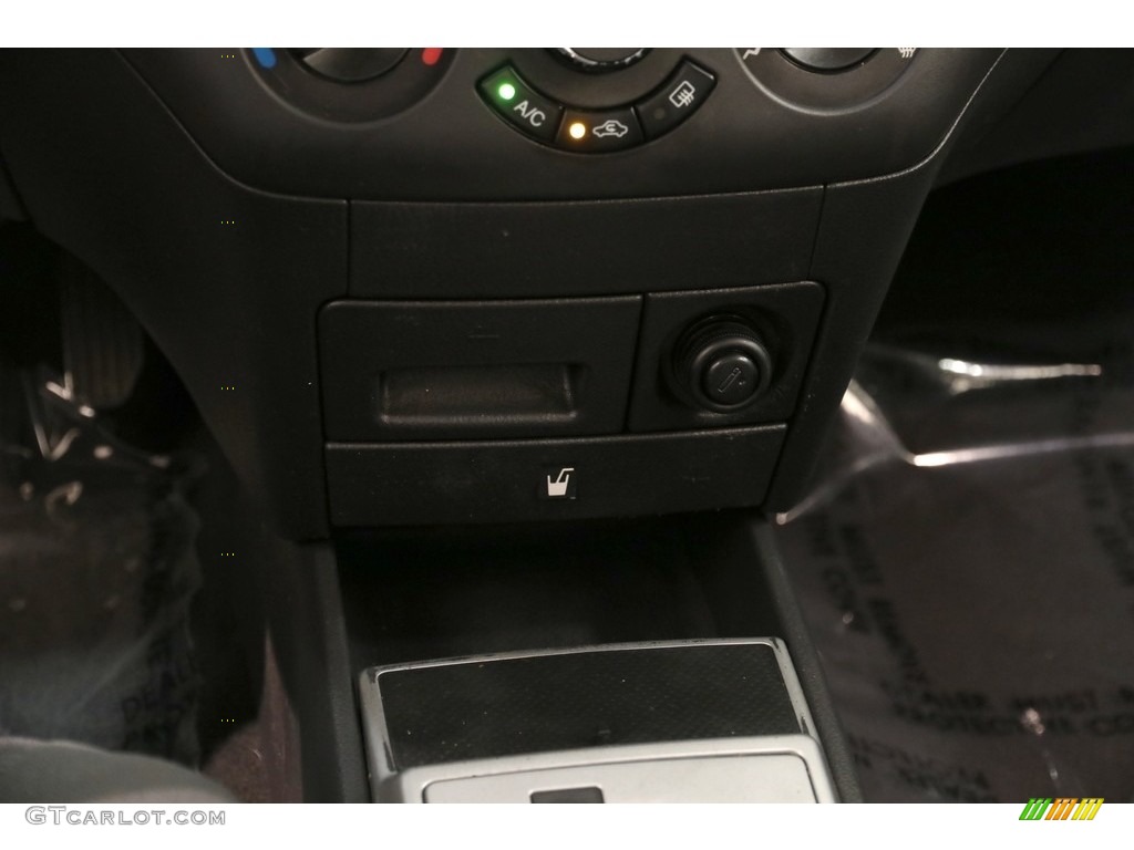 2011 Aveo LT Sedan - Sport Red / Charcoal photo #10