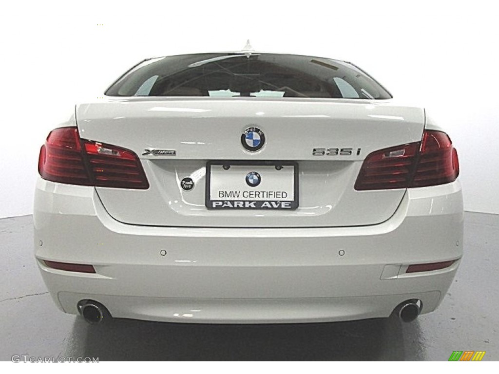 2016 5 Series 535i xDrive Sedan - Alpine White / BMW Individual Amaro Brown photo #3