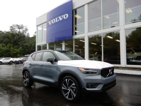 2020 Volvo XC40 T5 R-Design AWD Data, Info and Specs