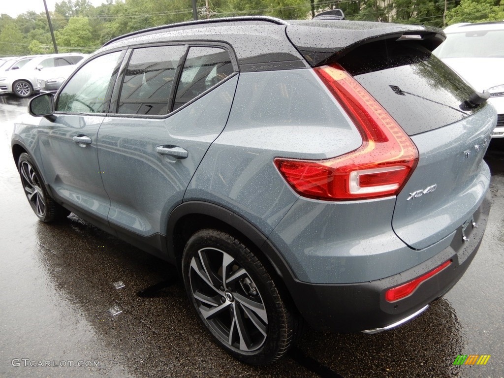 2020 Thunder Grey Metallic Volvo XC40 T5 RDesign AWD 134337547 Photo